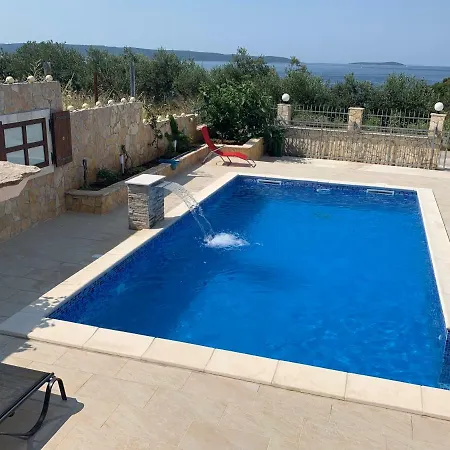 Holiday Home Cerim Trogir Exterior photo