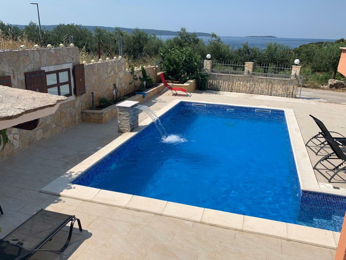 Cerim Holiday home *